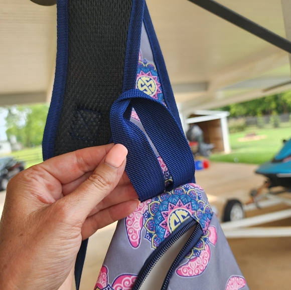 Sling bag. Simply Southern - Picture 8 of 10